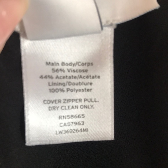Lewit button detailed matte crepe midi - Picture 5 of 5